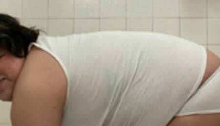 All White Wet Shower