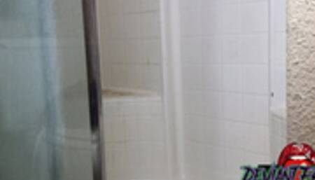 Shower show - first orgasm of 2019