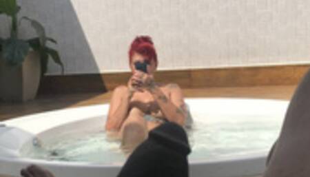 Hydro Scene w Melissa Devassa