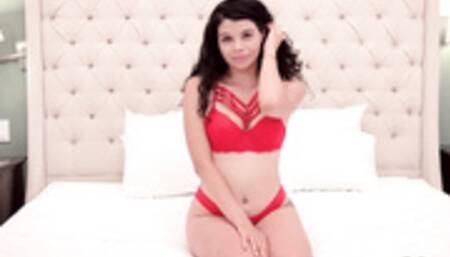 Strokies Harley Haze Gives a Handjob