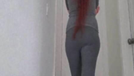 Yelling at the Bathroom Voyeur wmv