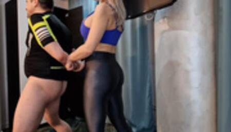 ROMANIAN BALLBUSTING AT THE GYM'S LOCKER