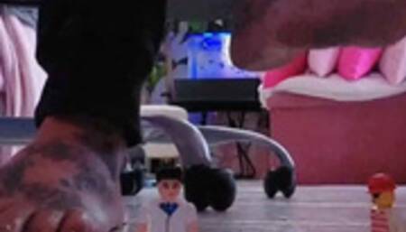 LOLA VS LEGOS endo Vore Legos have come to life and get crushed and eatenGiantess Foot Crush & Vore up close chewing Lego men Belly and digestion show mov