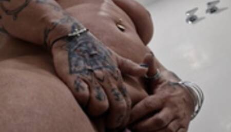 huge muscle mama milf thick muscles offseason bulking muscle mass in the shower pecs biceps big belly brute rude alpha condition!