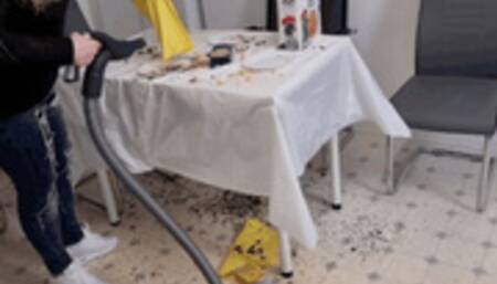 Mila - The housewife - morning routine (view 02)