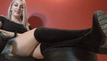 Ingrid's Sweaty Feet Show - Full HD 1080p Version