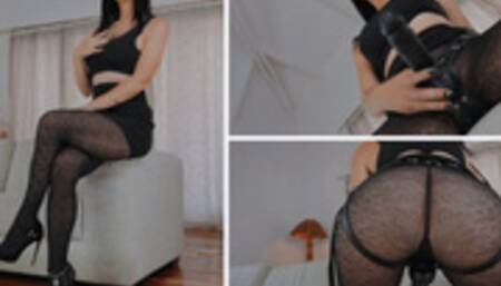 Smother & Strap-on Surprise for you slave (4K)