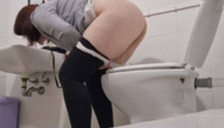 Quick the door is broken! 1080HD