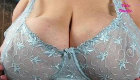 VT trying on small light blue bra