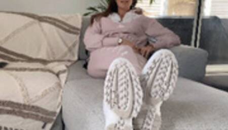 Felicia's Relaxing Day - Full HD 1080p Version