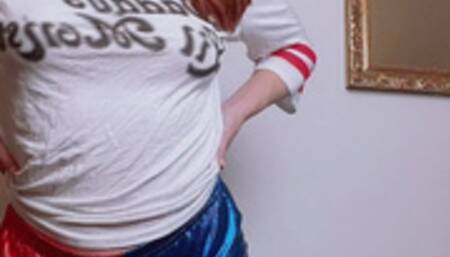 Harley Quinn Strip Tease