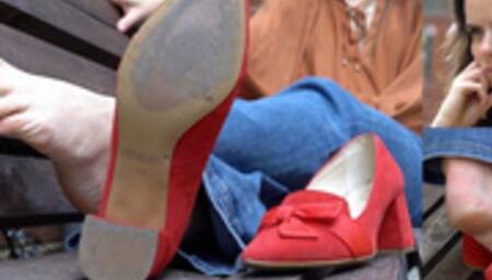Severine's red shoes and her footplay - Video update 12175 HD