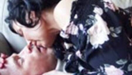 Deep Kissing 3 *CUSTOM CLIP*