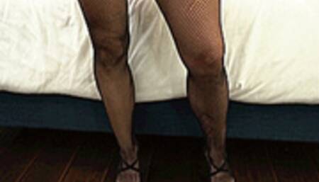 Riley Jacobs - Sexy Big Tit MILF Sucks Big Hard Cock - PART 1 (SD 720p WMV)