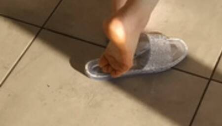 Transparent Shoeplay at the Restaurant!