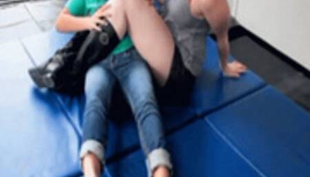 RR 69 Cindy Dominates Windy MP4 Round 1 Part 2