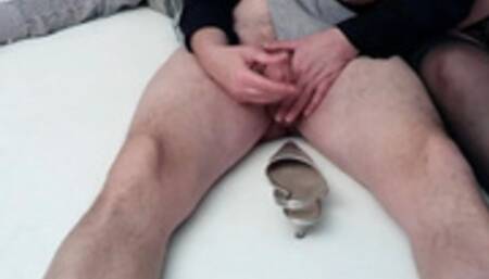 Carmen-Cumtrol: now, hit my shoe