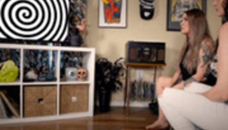 Nyxon & Whitney Mesmerized To Worship Each Other's Pretty Feet HD 1080p MP4