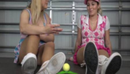 TENNIS PANTYHOSE FOOT WORSHIP (wmv 1080)