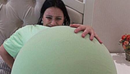 bloated belly with hot do m