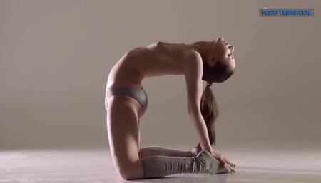 Ravishing kitten at striptease porn