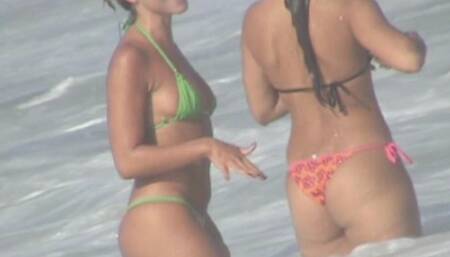 Two beauties in bikinis - GNDBeachVideos