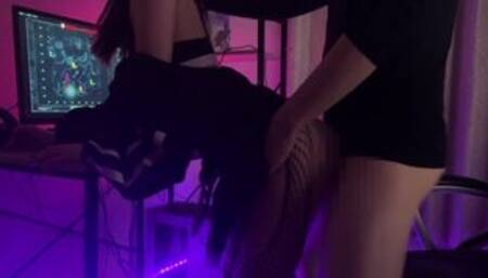 Doggy Boyfriend Appeals to his Girlfriend who is Playing a Game and wants to be Bothered