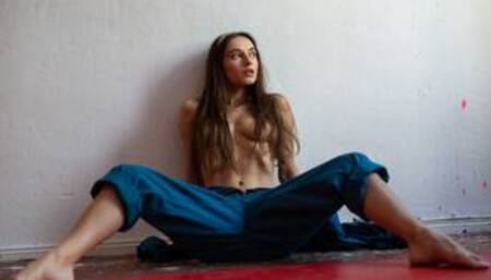 Petite brunette all natural big ass MILFs Gloria Sol body is a pure art