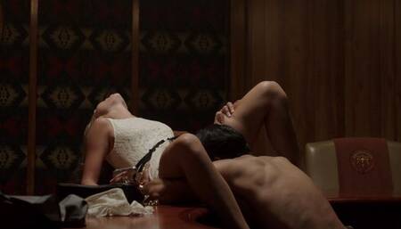 Lili Simmons gets pussy eaten