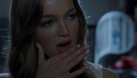 Lili Simmons kiss 03