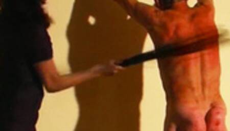 WHIPPING BACK - MISTRESS EVIL & SLAVE osel - MP4 Clip