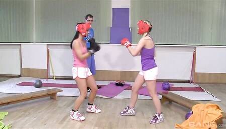 Luring Karina Grand and Kelly R at doggystyle video
