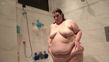 SSBBW Showers