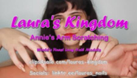 Annie's Long Nails Arm Scratch