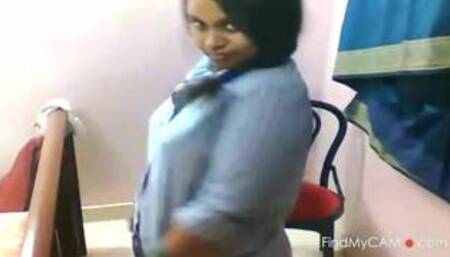 Busty Indian Lily expose her Boobs , Sexy Ass on CAM