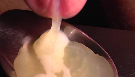 Multi cum on spoon