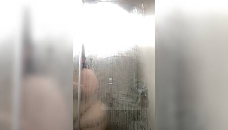 Shower Live