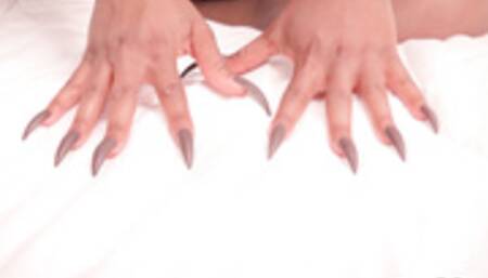 Strokies Ebony MILF Jayden Starr Handjob