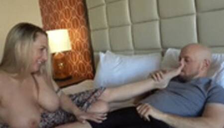 Step-Mom Quinn Waters Soaked Her Sweaty Toes In My Mouth, Spit On My Cock And Made Me Cum