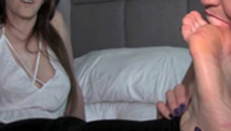 Real Estate Foot Show featuring Gia Love and Terra Mizu Pt 3 - 720 HD WMV