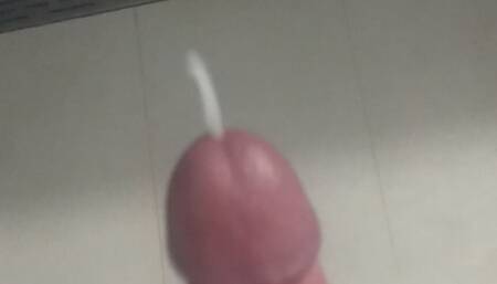 Masturbating in The Shower Till I'm Cuming Around