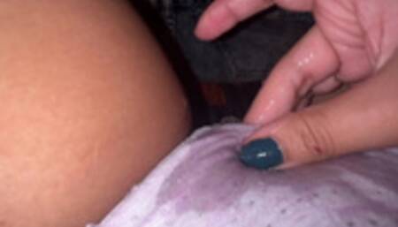 I CAN'T HOLD THE WIN ???? you touch yourself while watching Netflix