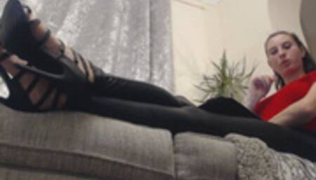 How quickly I spend your tributes piggy (WMV)