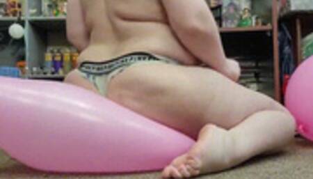 Two Pink Balloons- Bounce To Pop