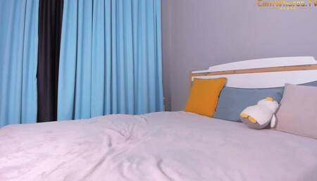 Jina's sexy vibrator play