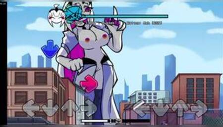 Nude Nikusa Edit Mod but She is Giant