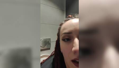 EffyNastyGal 17-03-2023_2 BATH