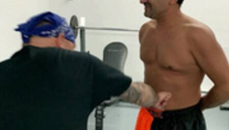 SMFC-22 David Angell vs Carlos Belly Punching (wmv format)