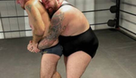 SMFC-33 Kyle vs Lukas Chubs male domination wrestling bearhug (wmv format)