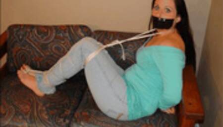 Tara Marie: Blue Eyed, Toes Tied (Slideshow)